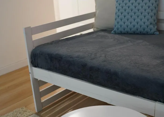 With Small Tub * Warsaw