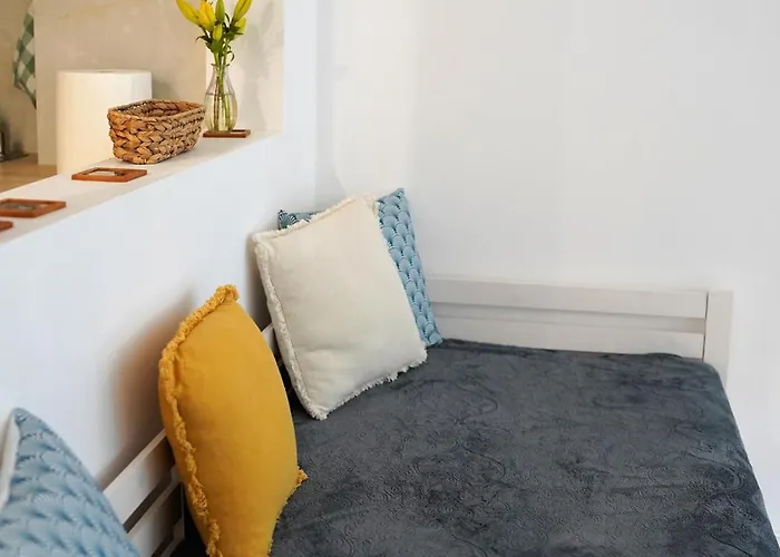 With Small Tub Apartment *